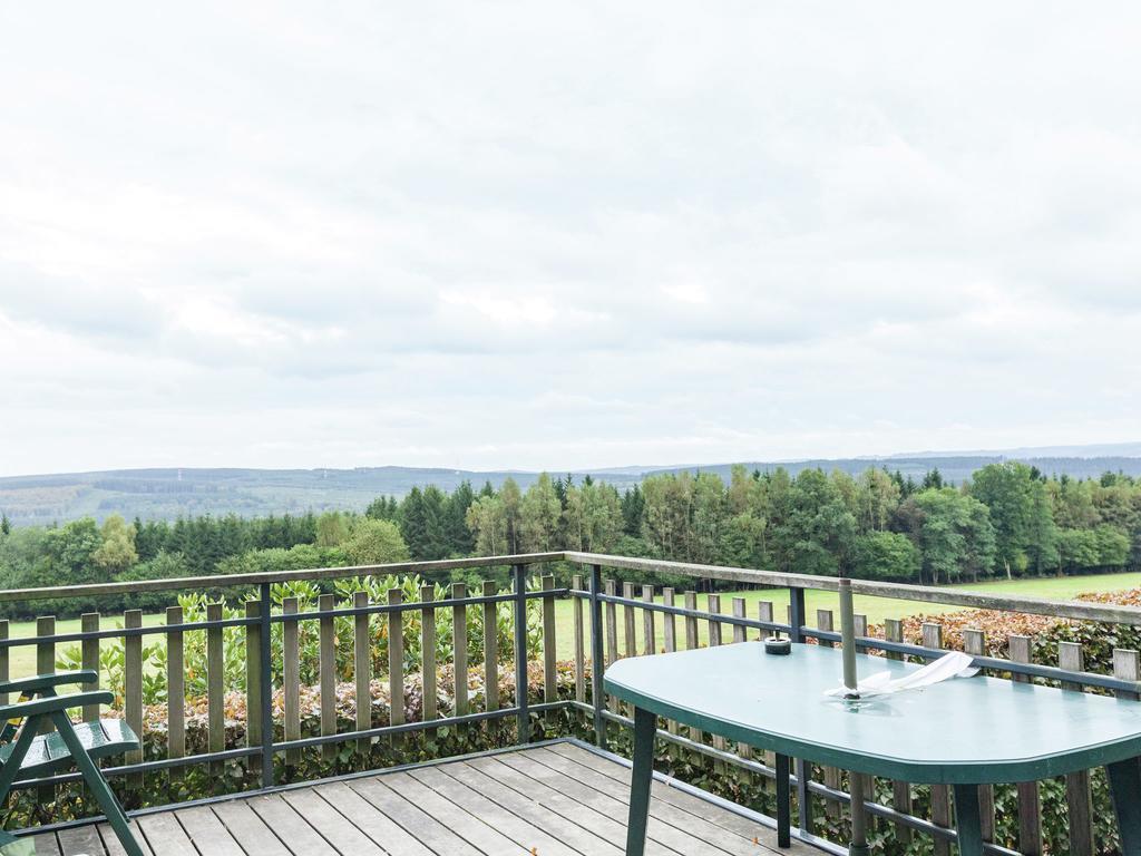Attached Gite On The Edge Of The Forest Trois-Ponts Bagian luar foto